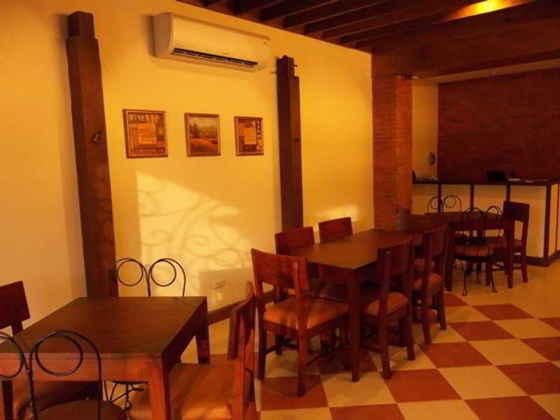 Hotel Emilia Davao Zewnętrze zdjęcie