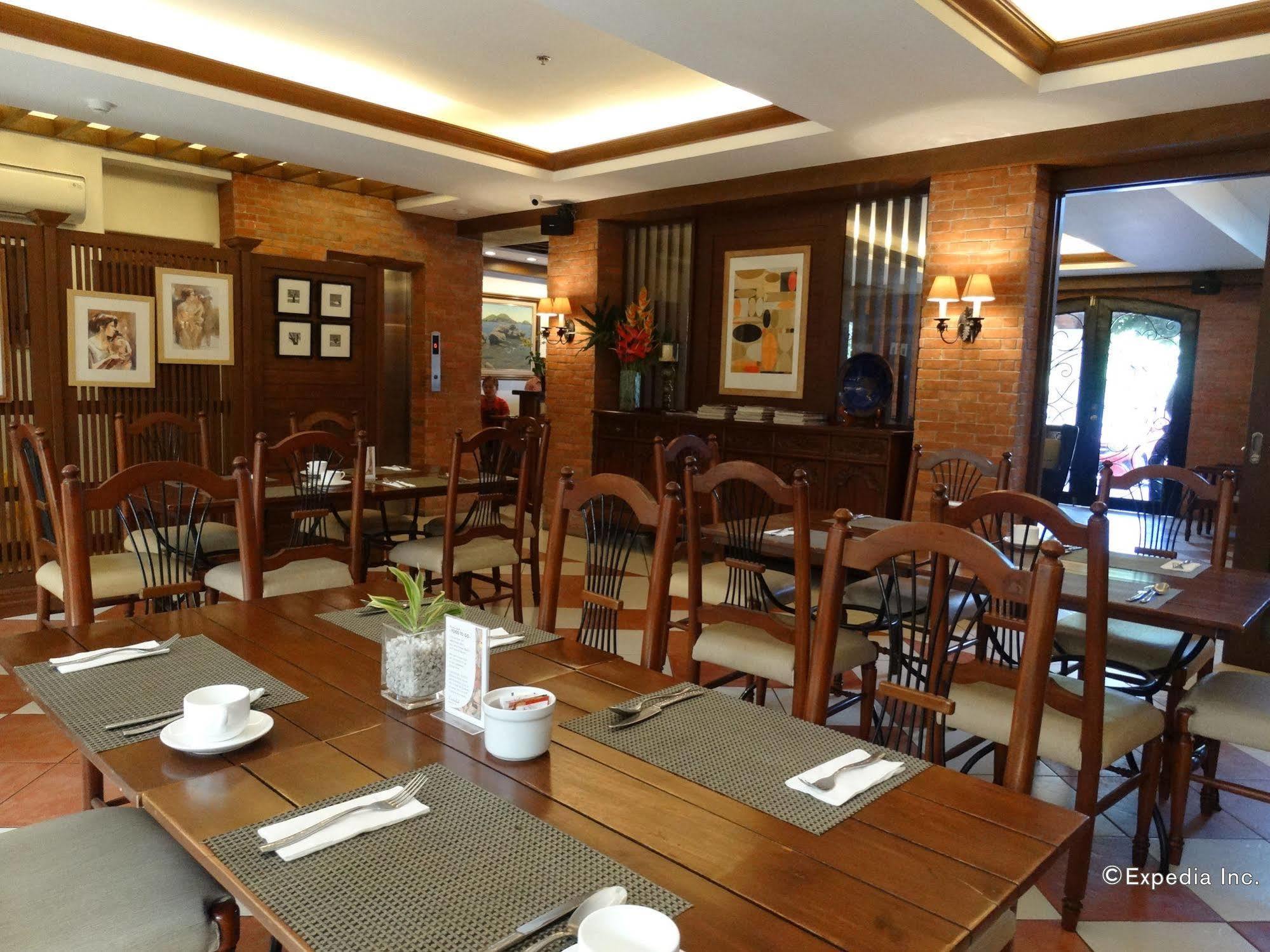 Hotel Emilia Davao Zewnętrze zdjęcie